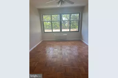 3601 Wisconsin Avenue NW #302, Washington, DC 20016 - Photo 5