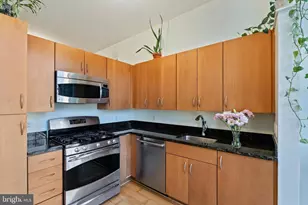 811 4th St NW, Washington, DC 20001 - Photo 11