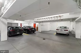 2102 R St NW, Washington, DC 20008 - Photo 49
