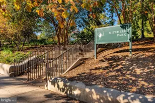 2102 R St NW, Washington, DC 20008 - Photo 51
