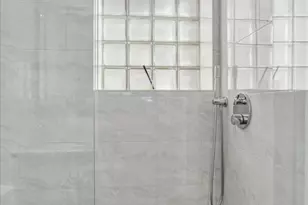 2102 R St NW, Washington, DC 20008 - Photo 29