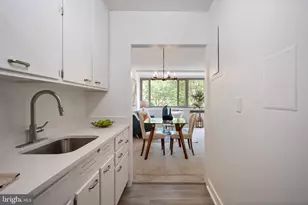 4101 Cathedral Ave NW, Washington, DC 20016 - Photo 11