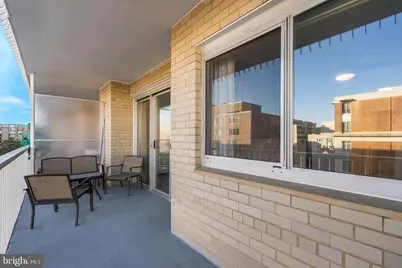 730 24th Street NW #708, Washington, DC 20037 - Photo 31