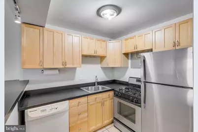 730 24th Street NW #708, Washington, DC 20037 - Photo 21