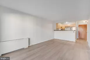 730 24th St NW, Washington, DC 20037 - Photo 9