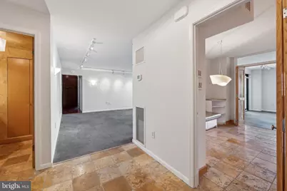 800 25th Street NW #605, Washington, DC 20037 - Photo 3