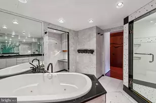 800 25th St NW, Washington, DC 20037 - Photo 31