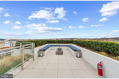 88 V Street SW #710, Washington, DC 20024 - Photo 33