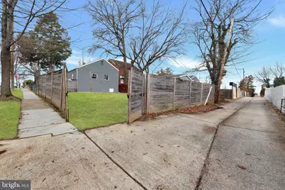 5200 Ames Street NE, Washington, DC 20019 - Photo 35