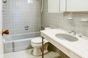 4201 Cathedral Ave NW, Washington, DC 20016 - Photo 21