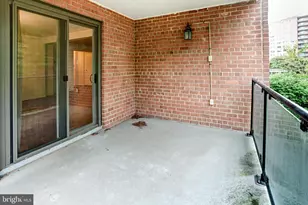 4201 Cathedral Ave NW, Washington, DC 20016 - Photo 49