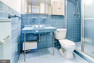 4201 Cathedral Ave NW, Washington, DC 20016 - Photo 39