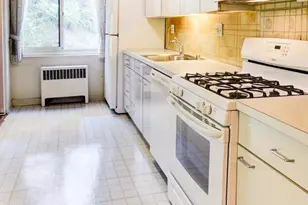 4201 Cathedral Ave NW, Washington, DC 20016 - Photo 13