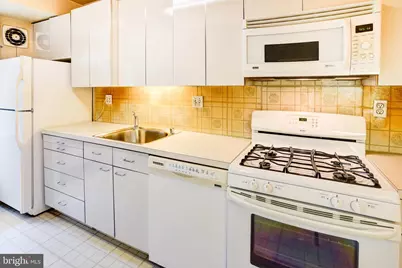 4201 Cathedral Avenue NW #201E, Washington, DC 20016 - Photo 19