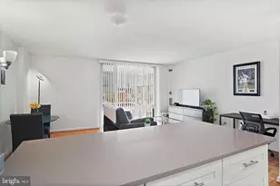 950 25th St NW, Washington, DC 20037 - Photo 9