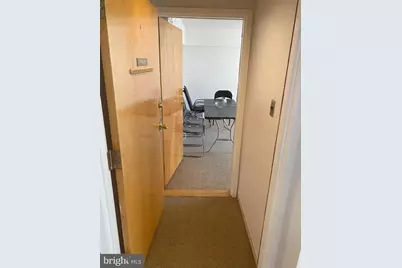 3 Washington Circle NW #403, Washington, DC 20037 - Photo 9