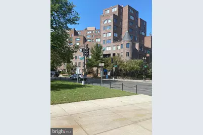 3 Washington Circle NW #403, Washington, DC 20037 - Photo 1