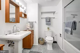 2301 N St NW, Washington, DC 20037 - Photo 19