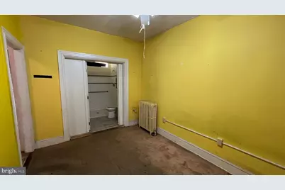 225 Cromwell Terrace NE, Washington, DC 20002 - Photo 9