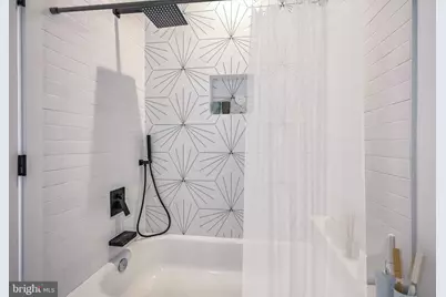 1619 Isherwood Street NE #2, Washington, DC 20002 - Photo 9