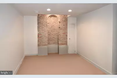 1072 Thomas Jefferson Street NW, Washington, DC 20007 - Photo 13