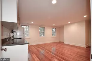 1072 Thomas Jefferson St NW, Washington, DC 20007 - Photo 21