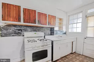 561 23rd Pl NE, Washington, DC 20002 - Photo 7