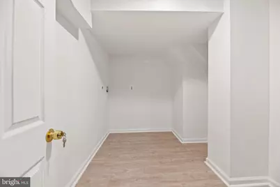 747 Newton Place NW, Washington, DC 20010 - Photo 15