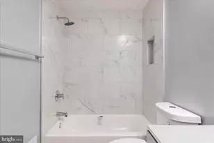 1121 Harvard St NW, Washington, DC 20009 - Photo 33