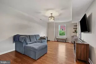 1377 K St SE, Washington, DC 20003 - Photo 11