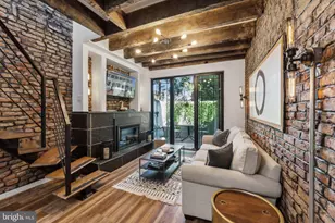 7 Pomander Walk NW, Washington, DC 20007 - Photo 3