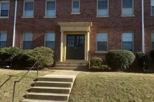 121 35th St NE, Washington, DC 20019 - Photo 1