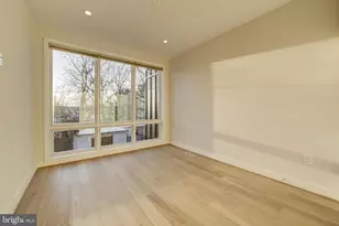 3118 Mt Pleasant St NW, Washington, DC 20010 - Photo 11