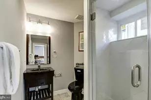 1320 I St NE, Washington, DC 20002 - Photo 23