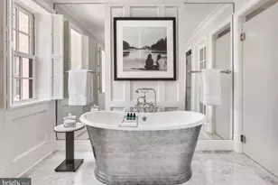 1026 31st St NW, Washington, DC 20007 - Photo 25