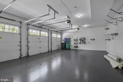 1935 Foxview Circle NW, Washington, DC 20007 - Photo 47