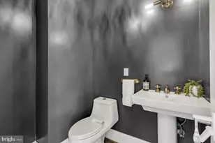 1202 Decatur St NW, Washington, DC 20011 - Photo 27