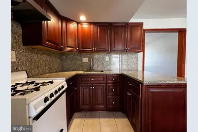 1171 Summit Street NE, Washington, DC 20002 - Photo 9