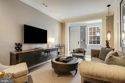 1040 31st Street NW, Washington, DC 20007 - Photo 5