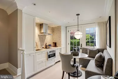 1040 31st Street NW, Washington, DC 20007 - Photo 11