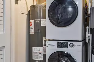 1028 Bladensburg Rd NE, Washington, DC 20002 - Photo 15