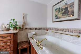 600 G St SE, Washington, DC 20003 - Photo 33