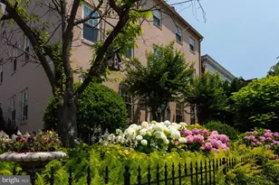 600 G St SE, Washington, DC 20003 - Photo 5
