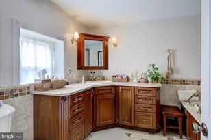 600 G St SE, Washington, DC 20003 - Photo 31