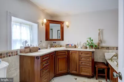 600 G Street SE, Washington, DC 20003 - Photo 55