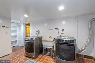 1217 Varnum St NE, Washington, DC 20017 - Photo 33