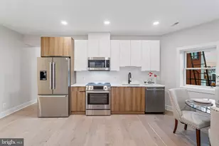 1724 Connecticut Ave NW, Washington, DC 20009 - Photo 11