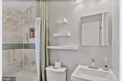 1423 Howard Road SE, Washington, DC 20020 - Photo 35