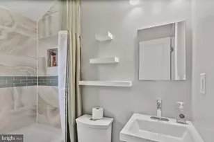 1423 Howard Rd SE, Washington, DC 20020 - Photo 35