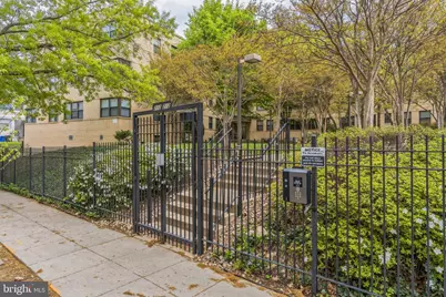 212 Oakwood Street SE #218, Washington, DC 20032 - Photo 25